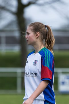 Bild 166 - wBJ SV Henstedt Ulzburg - TSV Sch�nberg : Ergebnis: 5:2